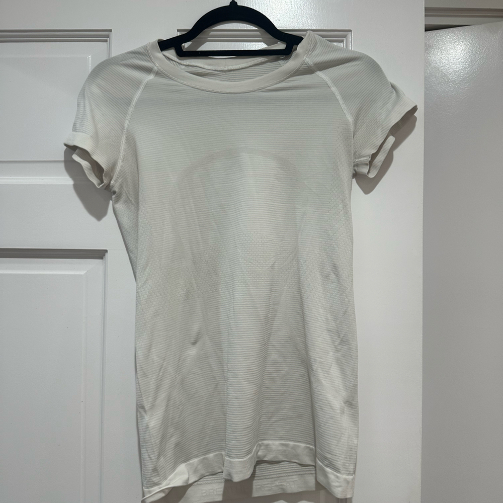 Lululemon Swiftly Tech Shirt